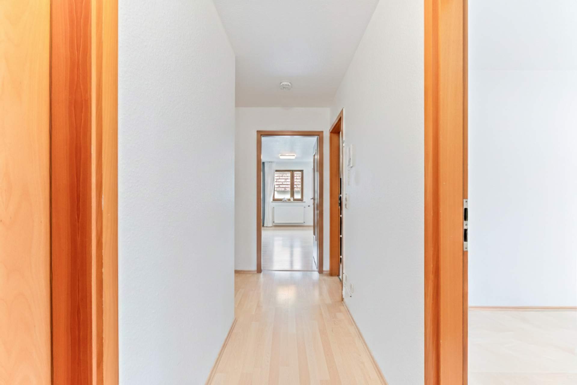 Familienfreundliche 4-Zimmer-Wohnung mit Tiefgaragenstellplatz - Bild 8