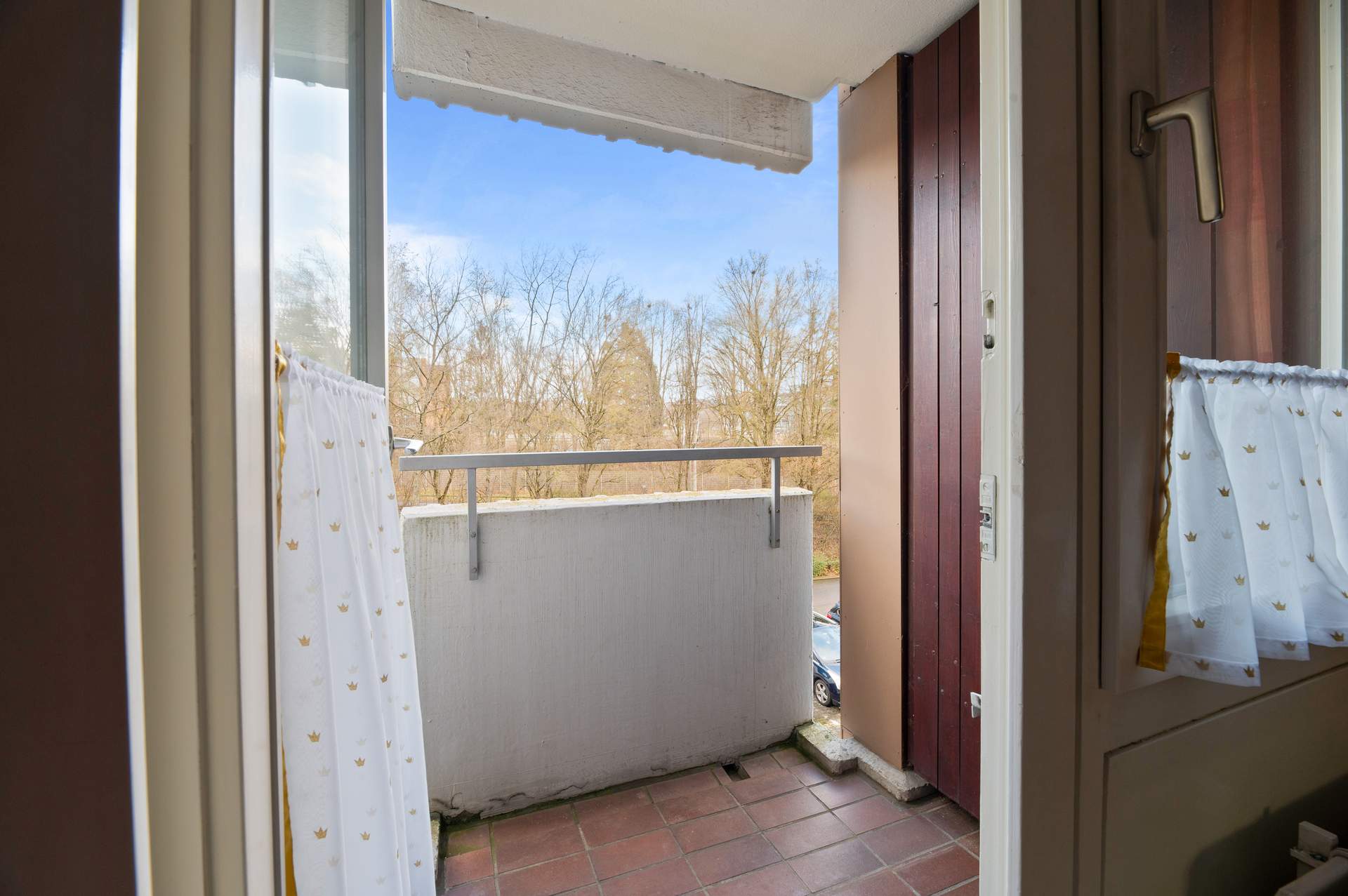 3-Zimmer Etagenwohnung mit TG-Stellplatz und TOP U-Bahn Anbindung - Bild 11