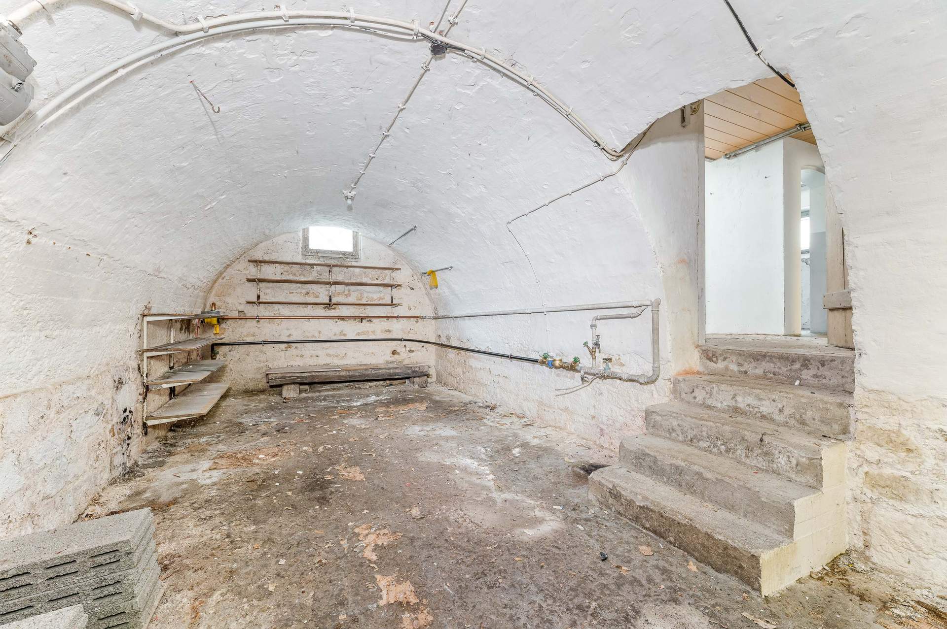 Dreifamilienhaus mit Entwicklungspotenzial in zentraler Lage von Reutlingen - Bild 6