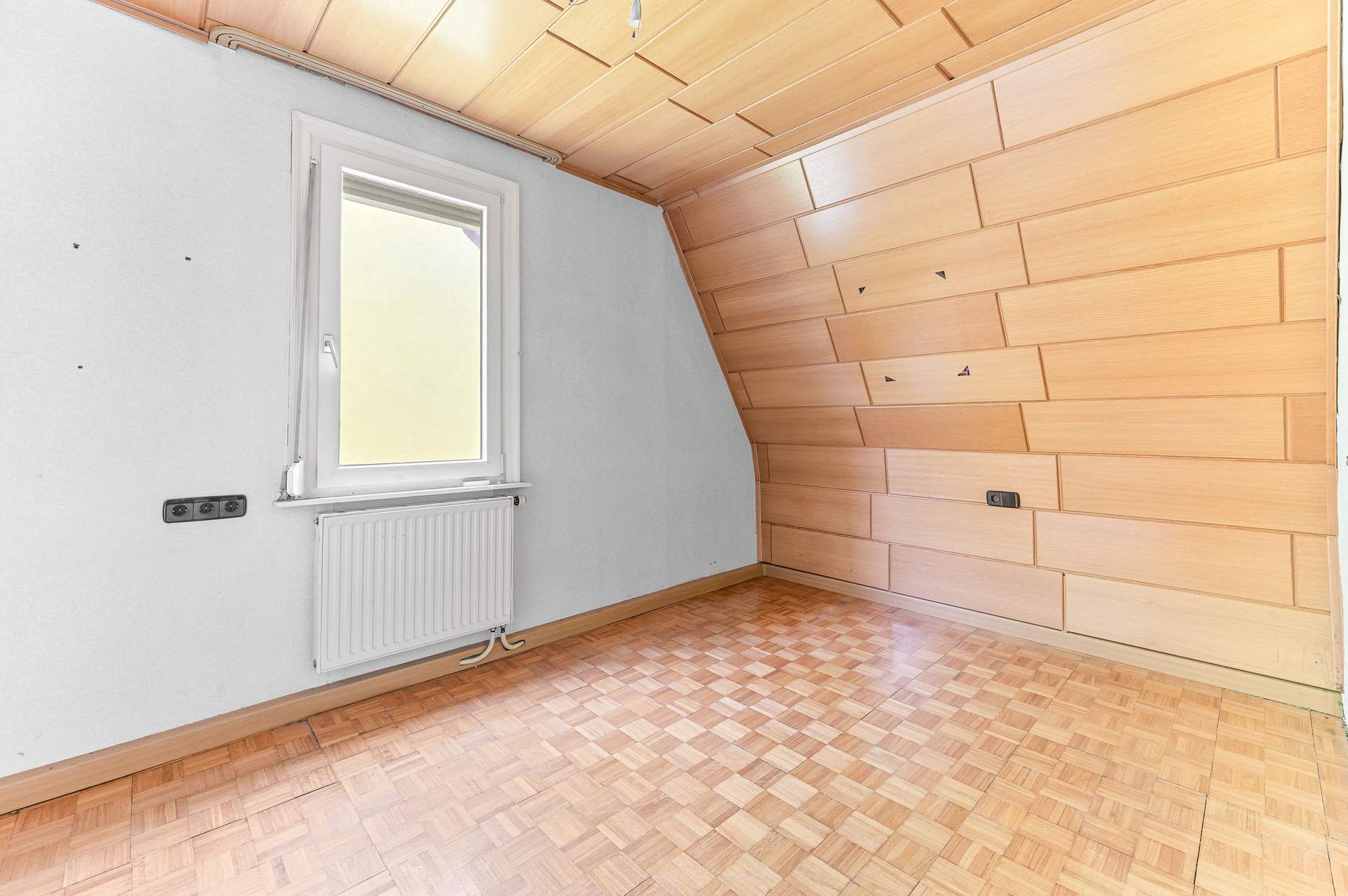 Dreifamilienhaus mit Entwicklungspotenzial in zentraler Lage von Reutlingen - Bild 17