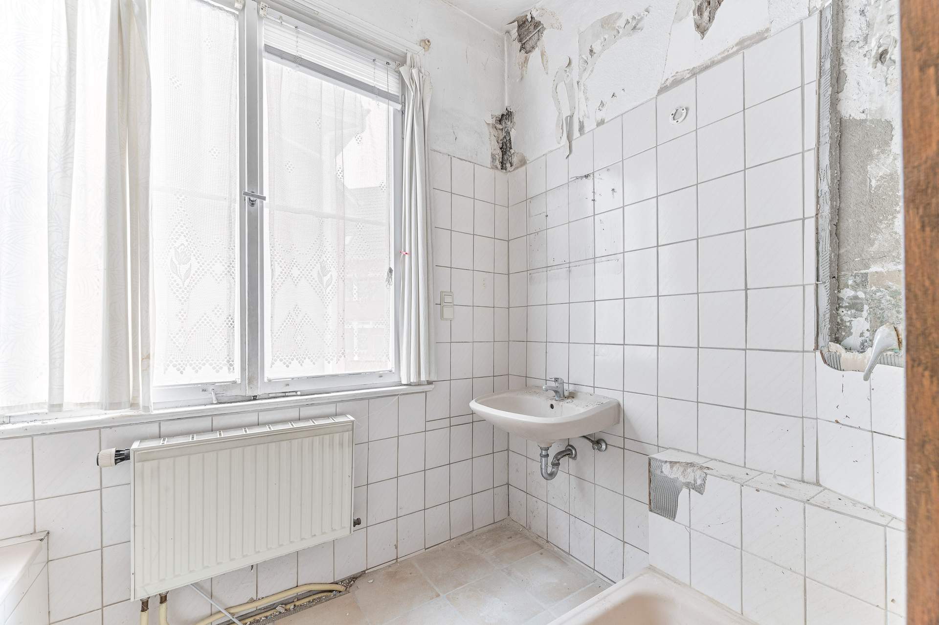 Dreifamilienhaus mit Entwicklungspotenzial in zentraler Lage von Reutlingen - Bild 13