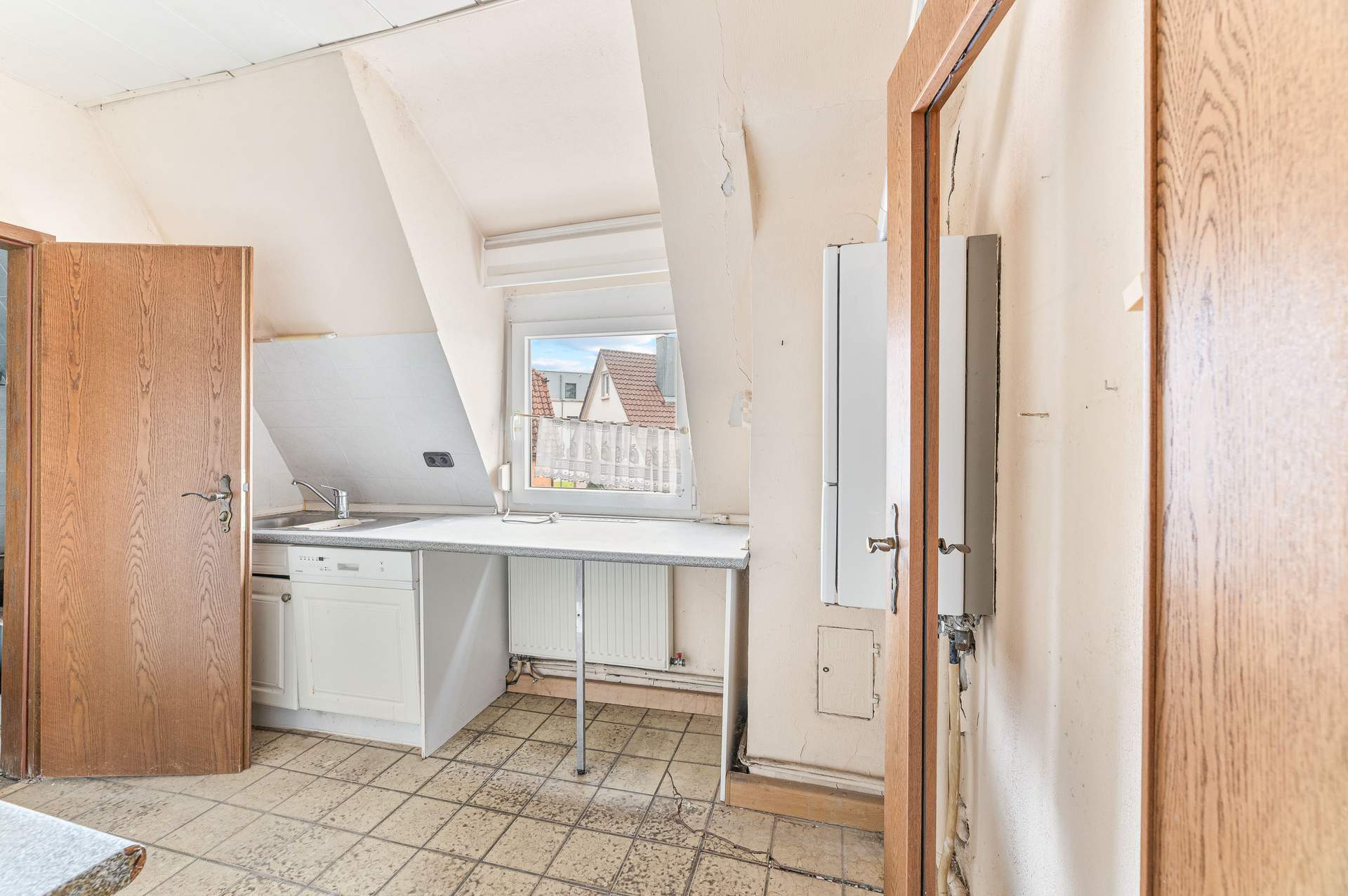 Dreifamilienhaus mit Entwicklungspotenzial in zentraler Lage von Reutlingen - Bild 19