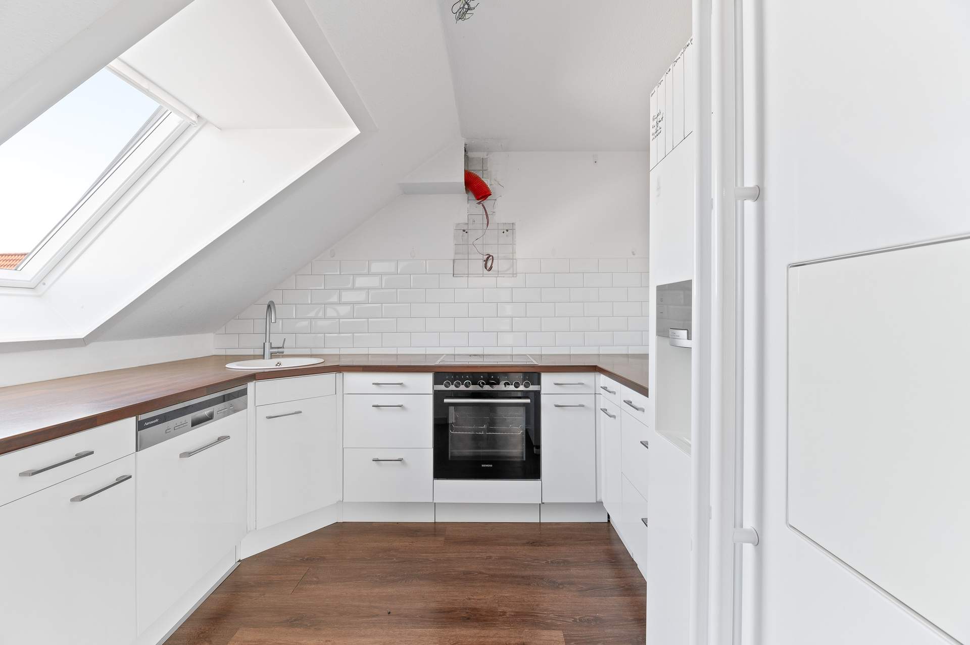 Attraktive 4-Zimmer-Maisonettewohnung in zentraler Lage von Wendlingen - Bild 5