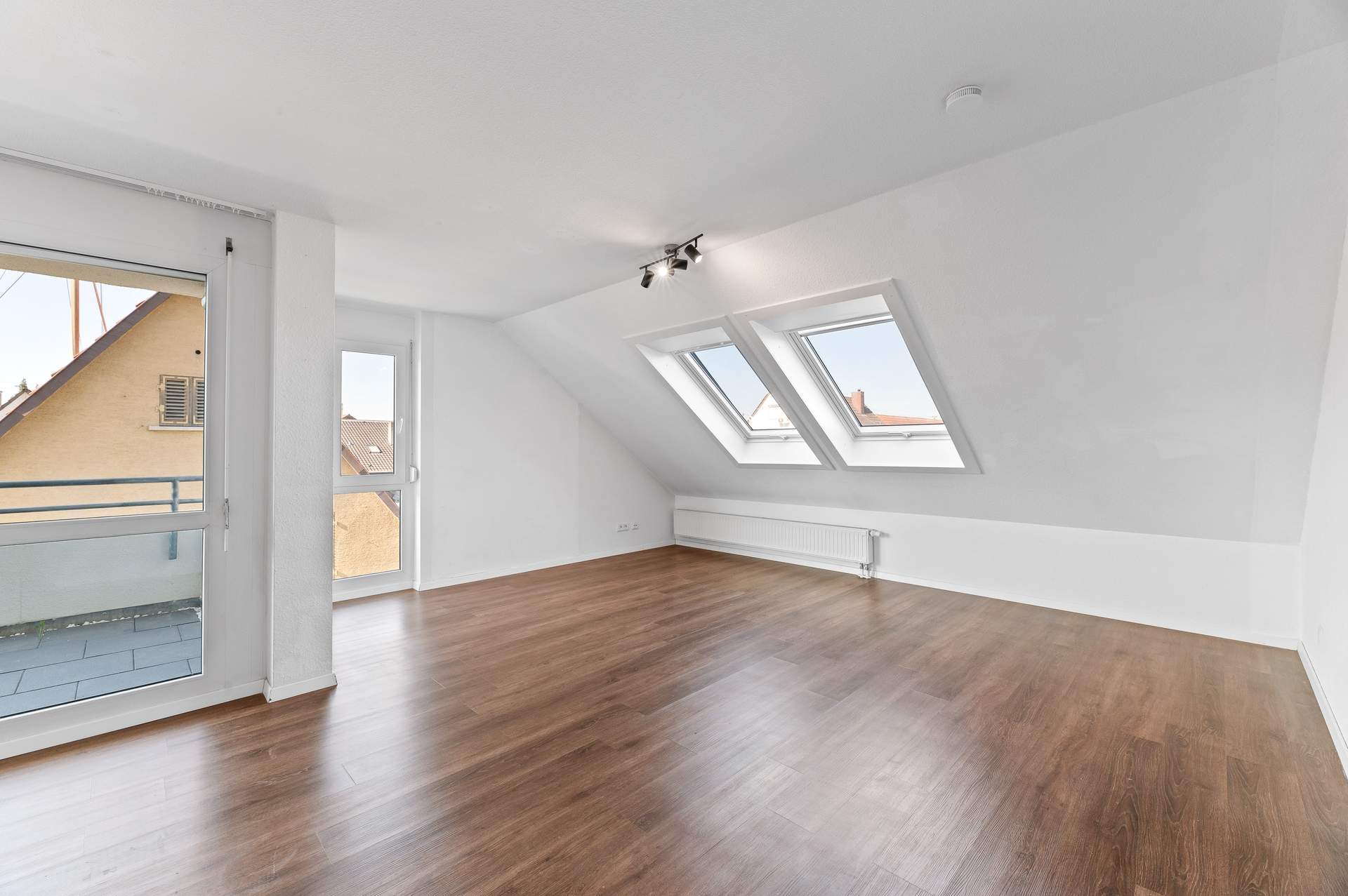 Attraktive 4-Zimmer-Maisonettewohnung in zentraler Lage von Wendlingen - Bild 3