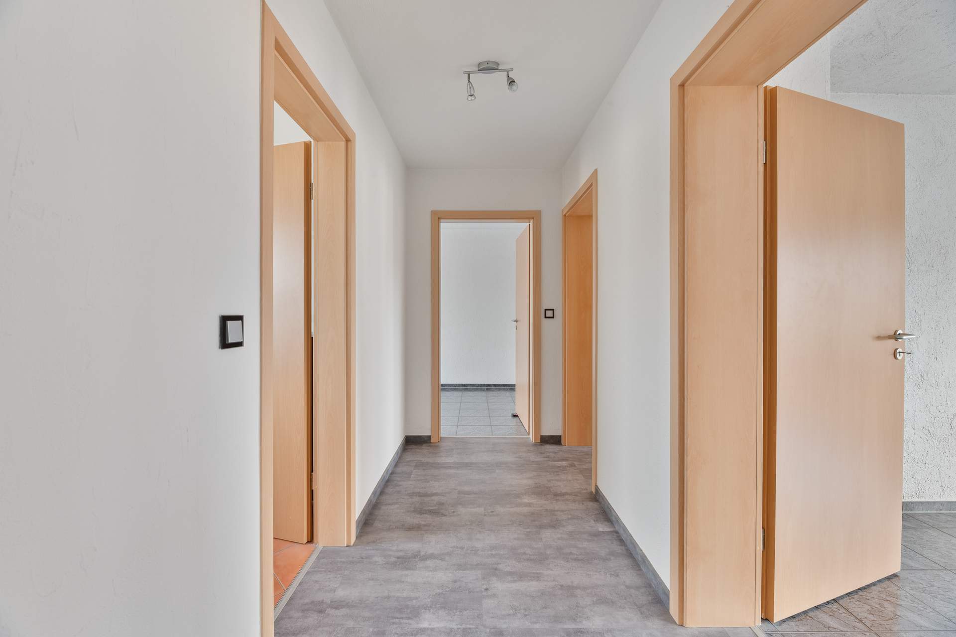 Familiäre Doppelhaushälfte in Altdorf – einziehen und wohlfühlen! - Bild 6