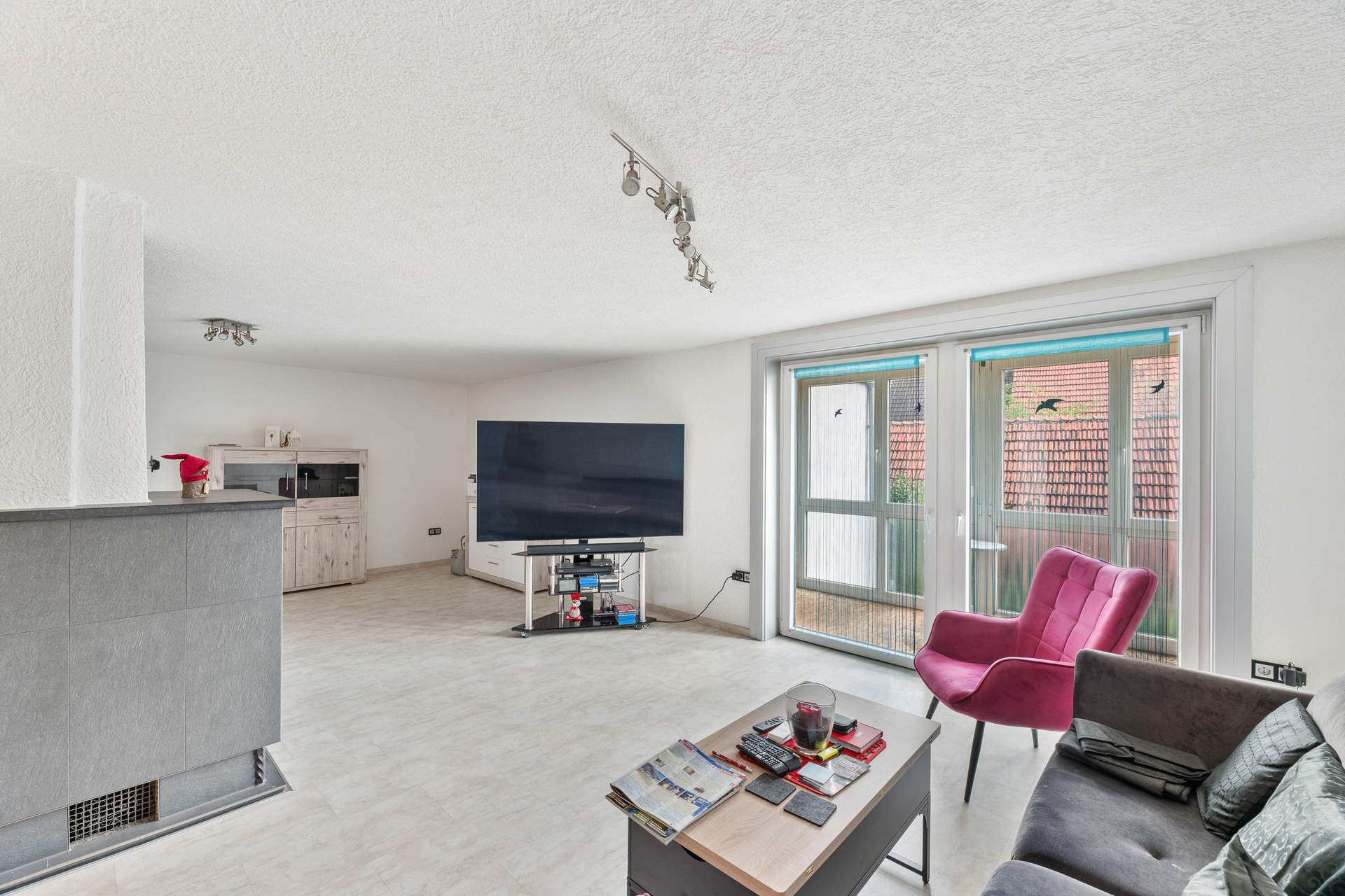 Familiäre Doppelhaushälfte in Altdorf – einziehen und wohlfühlen! - Bild 1