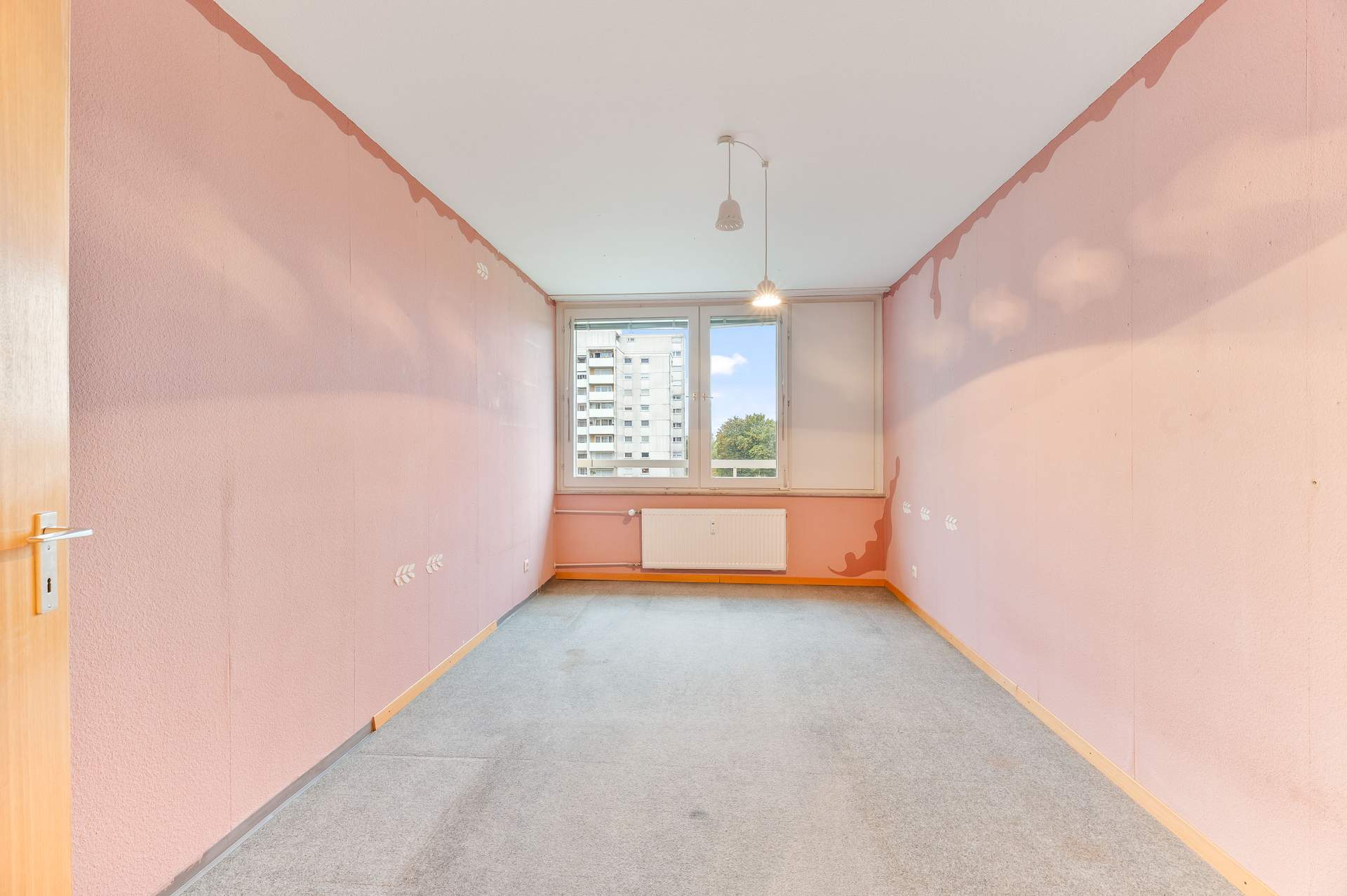 Viel Platz mit Weitblick – 4,5-Zimmer-Wohnung mit zwei Balkonen und Garage - Bild 9