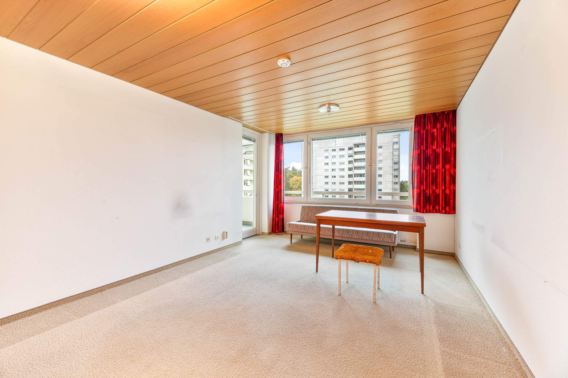 Viel Platz mit Weitblick – 4,5-Zimmer-Wohnung mit zwei Balkonen und Garage - Bild 7