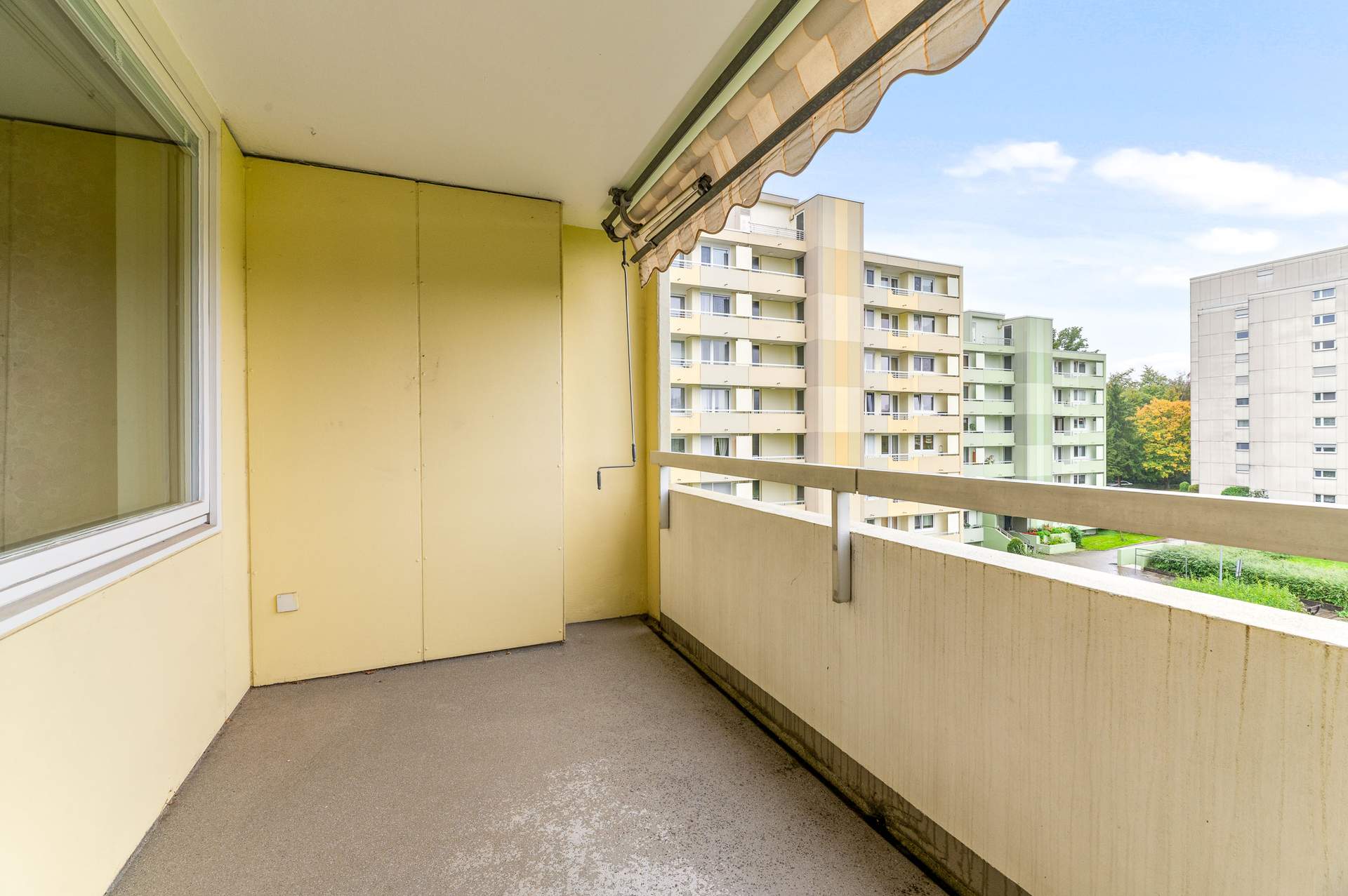 Viel Platz mit Weitblick – 4,5-Zimmer-Wohnung mit zwei Balkonen und Garage - Bild 17