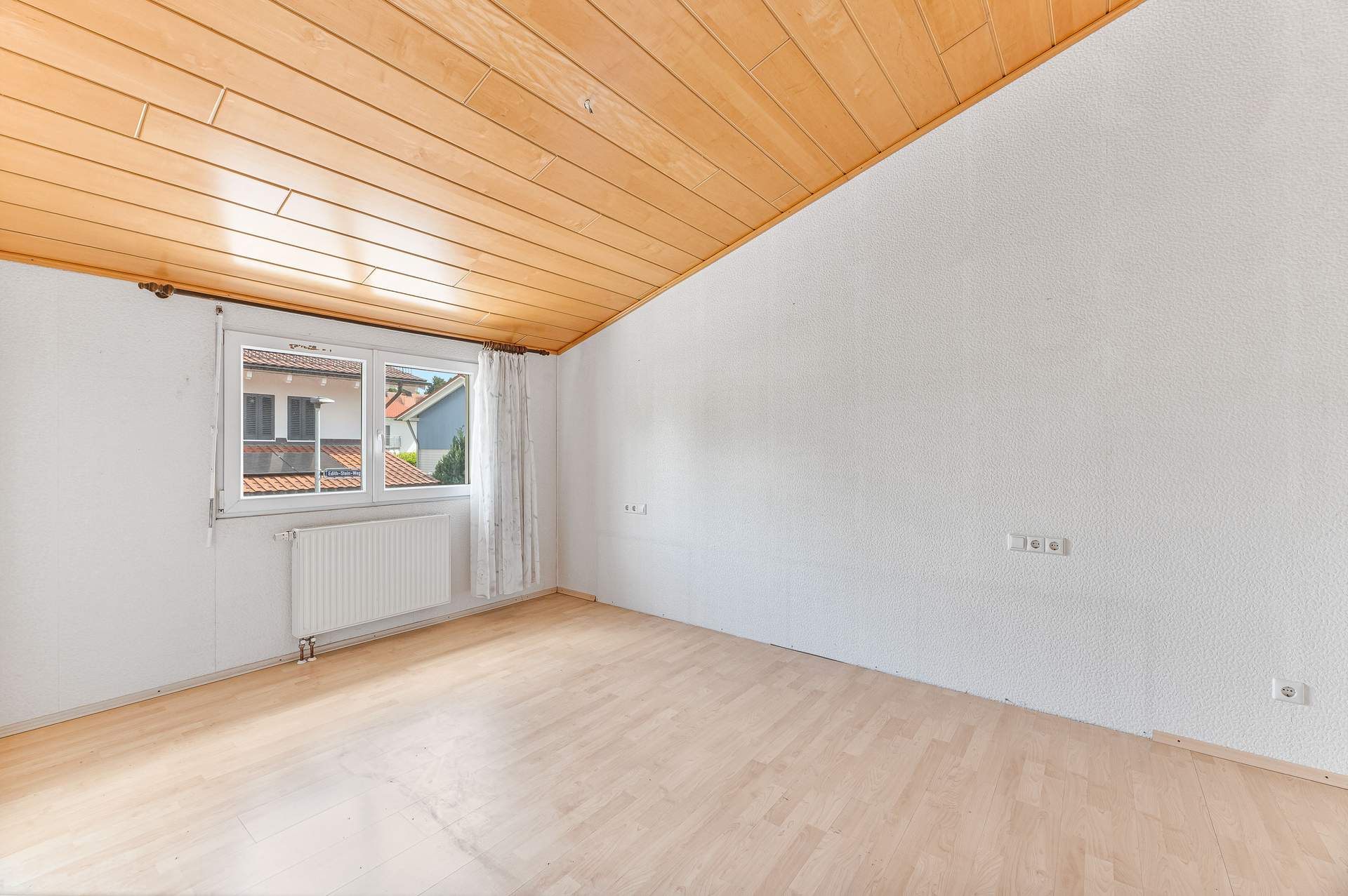 Reihenmittelhaus in ruhiger Ortsrandlage – mit Garten, Garage und viel Platz für die Familie! - Bild 10