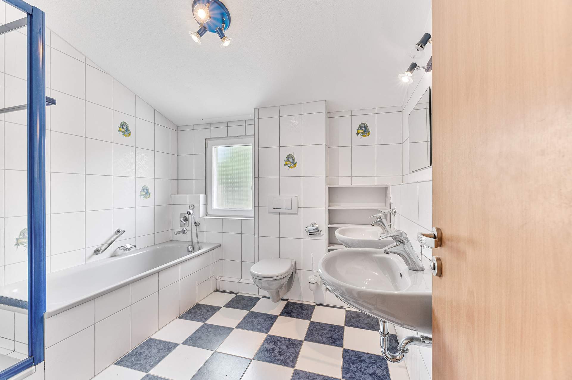 Reihenmittelhaus in ruhiger Ortsrandlage – mit Garten, Garage und viel Platz für die Familie! - Bild 9