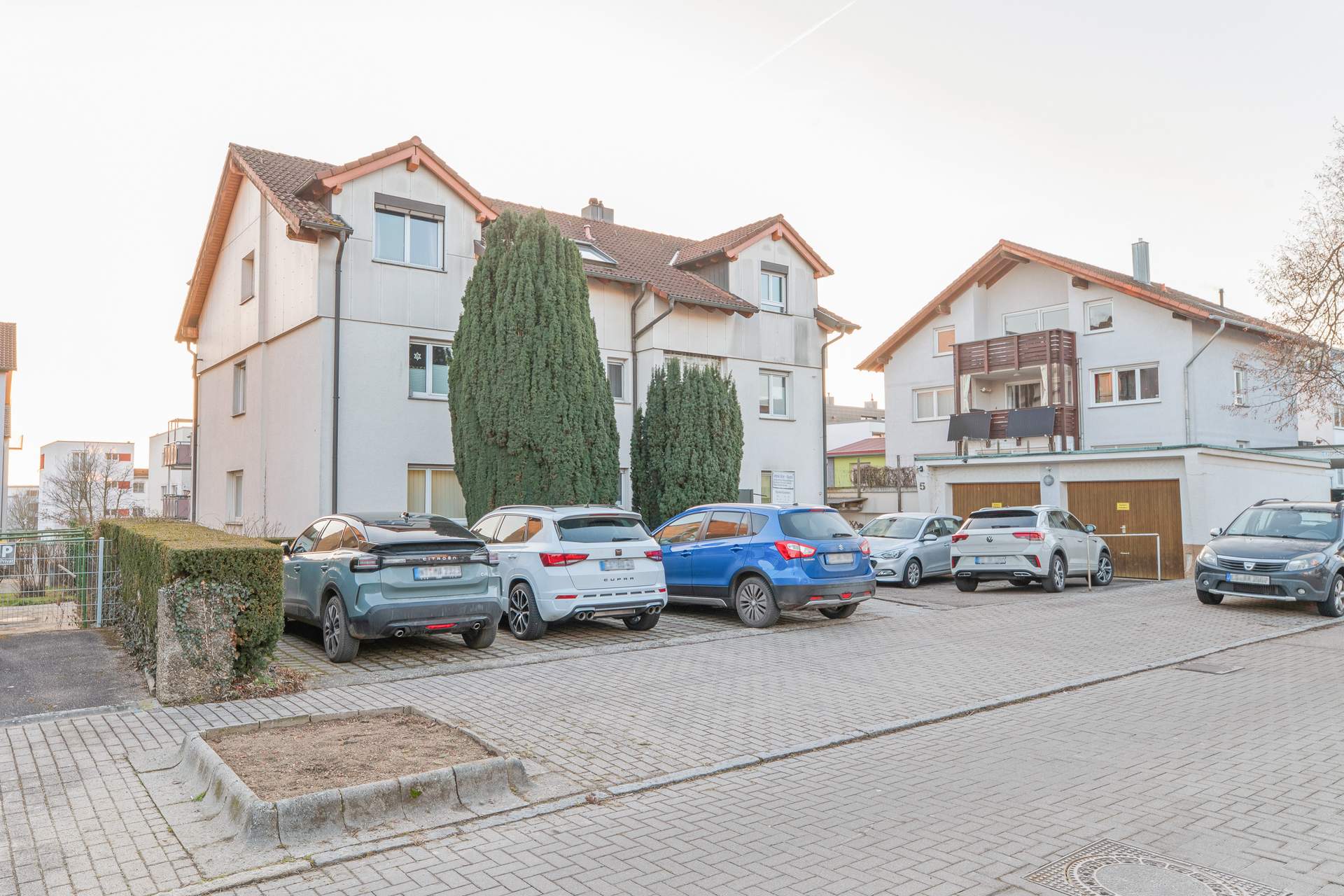 Gepflegte Wohnung mit Wintergarten und eigenem Garten in Ostfildern-Nellingen - Bild 1