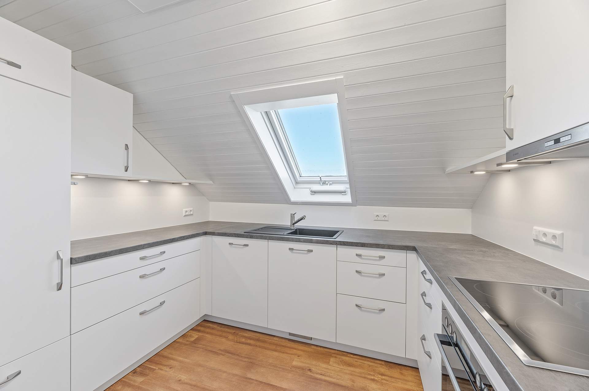 Exklusive 3-Zimmer-Wohnung mit Blick auf die Burg Hohen Neuffen - Bild 12