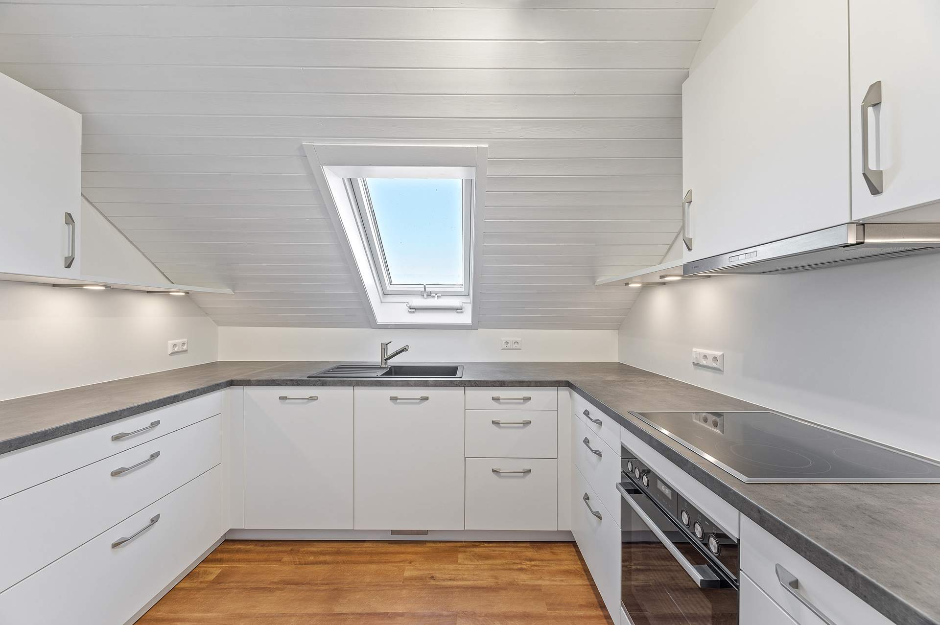 Exklusive 3-Zimmer-Wohnung mit Blick auf die Burg Hohen Neuffen - Bild 11