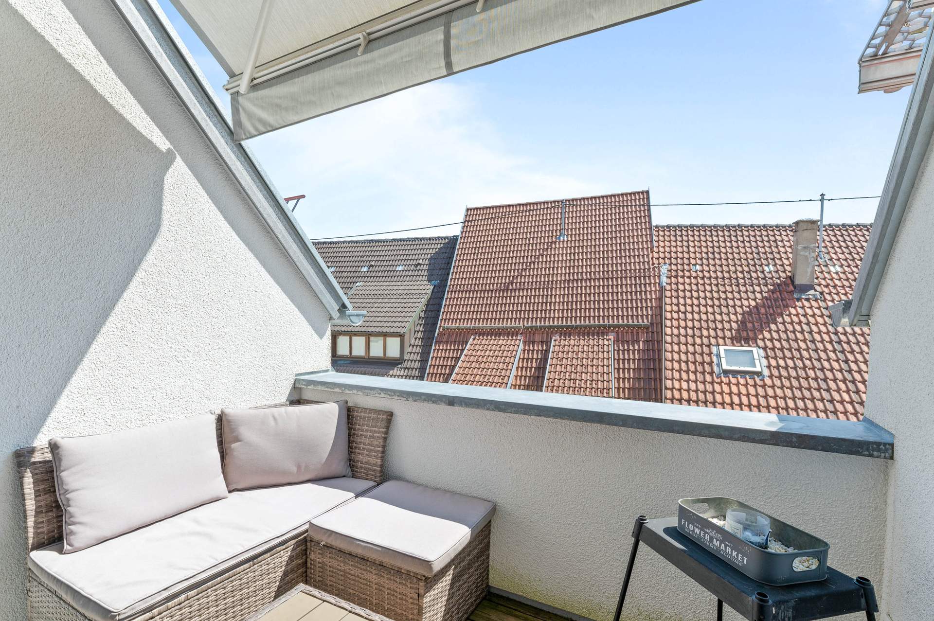 Luxus über den Dächern: 4,5-Zimmer-Dachgeschosswohnung mit 360°-Panoramablick in Schömberg! - Bild 6