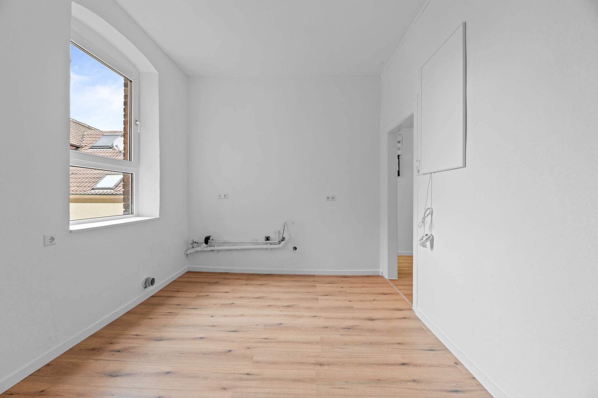 Charmante 2,5-Zimmer-Wohnung in stilvollem Denkmalhaus – frisch renoviert und sofort bezugsbereit! - Bild 12